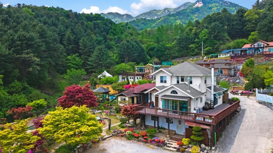 Gapyeong Yeheaden Pension Pocheon Exterior photo